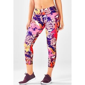 Fabletics Define Powerhold Mid Rise Capri Leggings